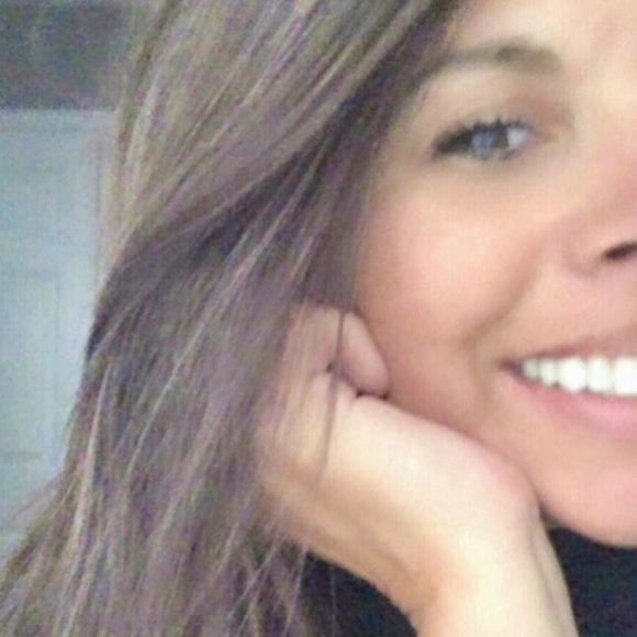 Meet your Posher, Shana - Picture 2 of 4